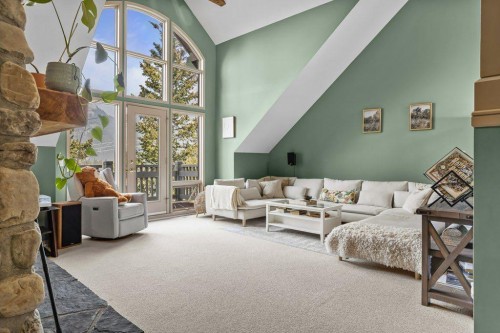 14 Antelope Lane, Banff, AB - Indoor