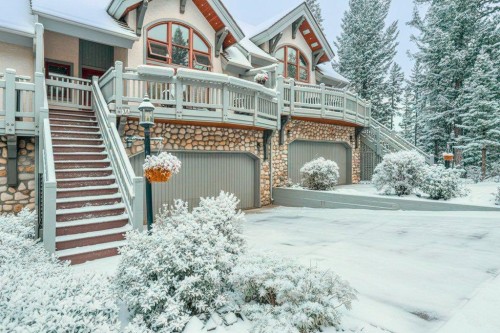 14 Antelope Lane, Banff, AB - Outdoor