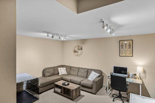 14 Antelope Lane, Banff, AB - Indoor