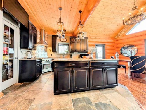 9 Upper Crescent, Marten Beach, AB - Indoor Photo Showing Kitchen