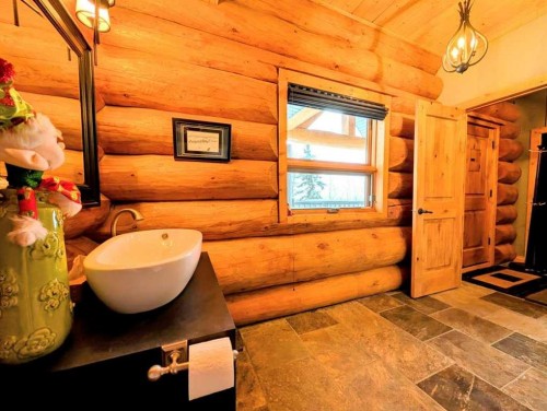 9 Upper Crescent, Marten Beach, AB - Indoor