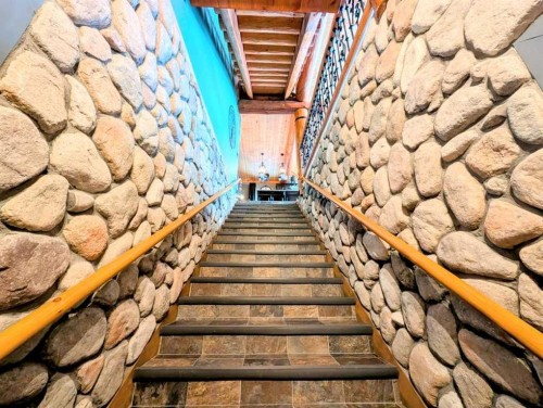 9 Upper Crescent, Marten Beach, AB - Indoor Photo Showing Other Room