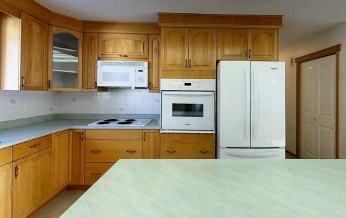 5120 18 Avenue, Edson, AB - Indoor Photo Showing Kitchen