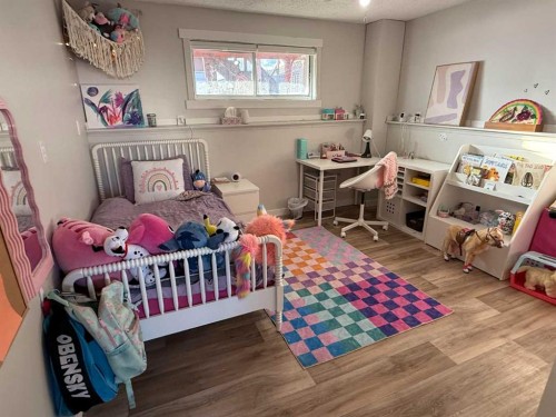 34 Wedow Drive, Whitecourt, AB - Indoor Photo Showing Bedroom