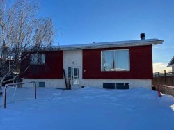 34 Wedow Drive  Whitecourt, AB T7S 1B6