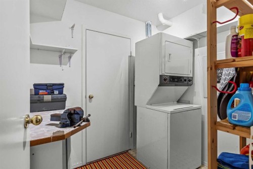 Unit 4-717 7Th Street, Canmore, AB - Indoor Photo Showing Laundry Room