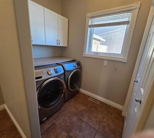 6138 11 Avenue, Edson, AB - Indoor Photo Showing Laundry Room