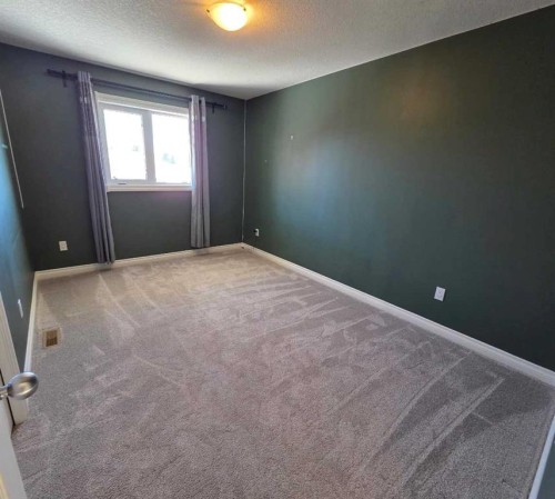 6138 11 Avenue, Edson, AB - Indoor Photo Showing Other Room