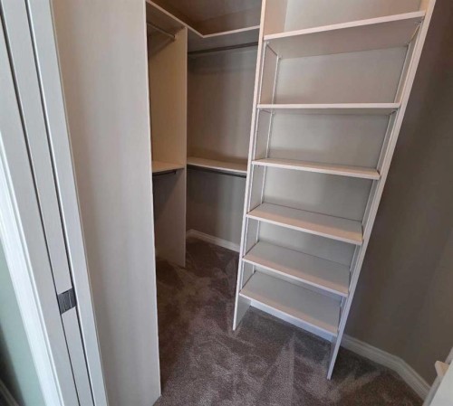 6138 11 Avenue, Edson, AB - Indoor