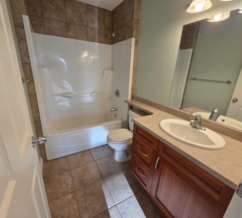 6138 11 Avenue, Edson, AB - Indoor Photo Showing Bathroom