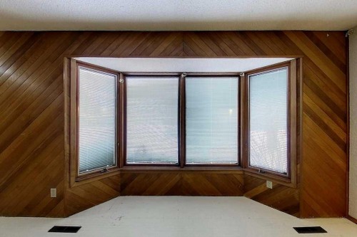 4324 7 Avenue, Edson, AB - Indoor Photo Showing Bedroom