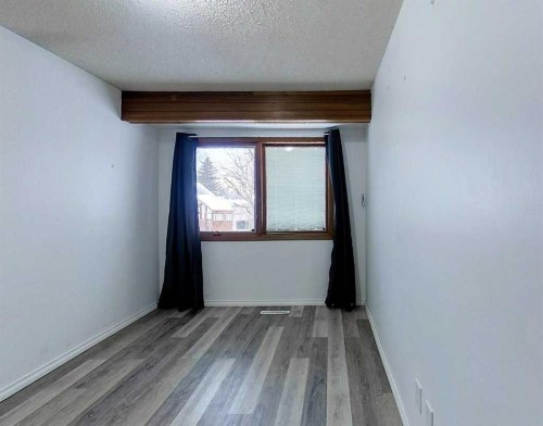 4324 7 Avenue, Edson, AB - Indoor Photo Showing Other Room