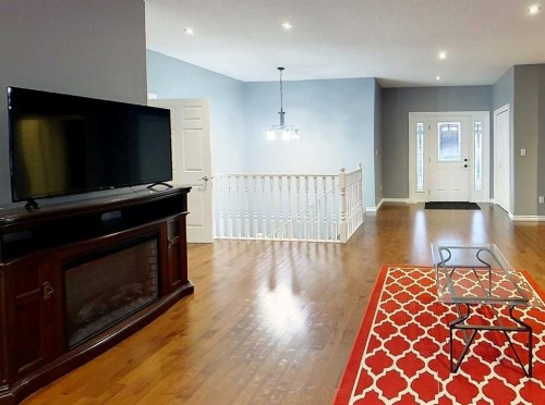 1727 63 Street, Edson, AB - Indoor