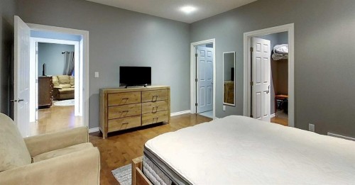 1727 63 Street, Edson, AB - Indoor Photo Showing Bedroom
