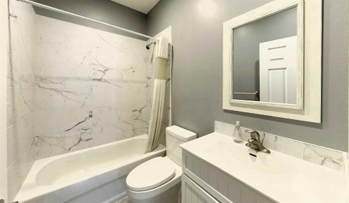 1727 63 Street, Edson, AB - Indoor Photo Showing Bathroom