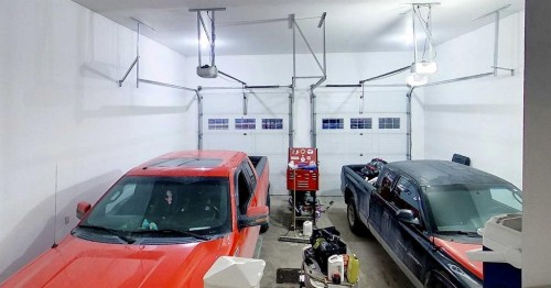 1727 63 Street, Edson, AB - Indoor Photo Showing Garage