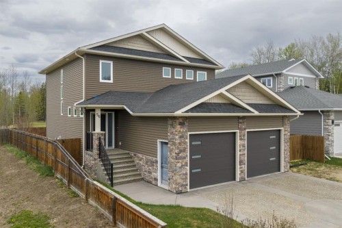 56 Pritchard Drive  Whitecourt, AB T7S 0G3