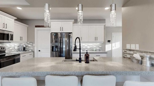 56 Pritchard Drive, Whitecourt, AB - Indoor Photo Showing Kitchen With Upgraded Kitchen