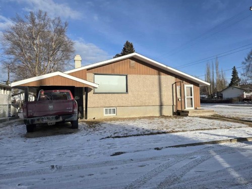 101 Simpson Street, Hinton, AB - Outdoor