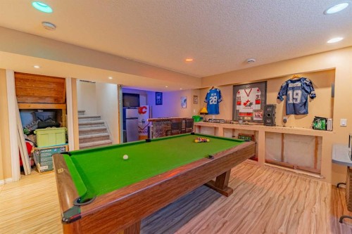 142 West Pointe Circle, Cochrane, AB - Indoor Photo Showing Other Room