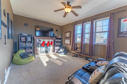 142 West Pointe Circle, Cochrane, AB - Indoor