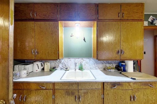 4618-4622 4 Avenue, Edson, AB 