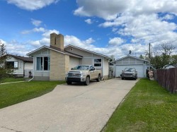 407 5 Street  Fox Creek, AB T0H 1P0