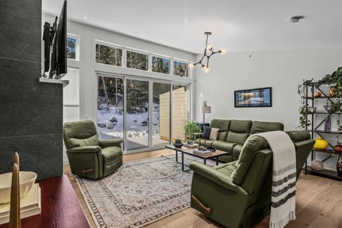 283C Three Sisters Drive, Canmore, AB - Indoor Photo Showing Other Room