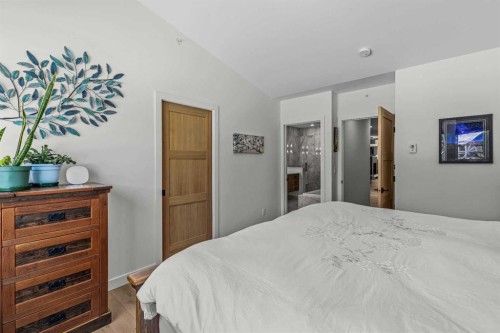 283C Three Sisters Drive, Canmore, AB - Indoor Photo Showing Bedroom