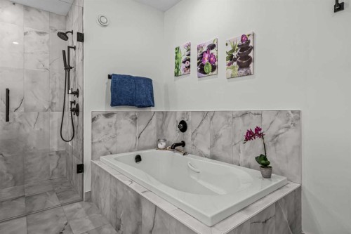 283C Three Sisters Drive, Canmore, AB - Indoor Photo Showing Bathroom