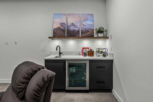 283C Three Sisters Drive, Canmore, AB - Indoor Photo Showing Other Room