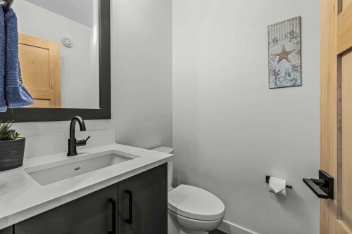 283C Three Sisters Drive, Canmore, AB - Indoor Photo Showing Bathroom