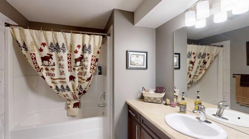 11 Abraham Drive, Whitecourt, AB - Indoor Photo Showing Bathroom