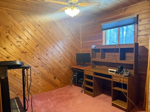 34 Ella Mae Crescent, Whispering Hills, AB - Indoor Photo Showing Other Room