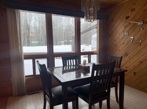 34 Ella Mae Crescent, Whispering Hills, AB - Indoor Photo Showing Dining Room