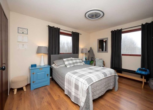 65368 Range Road 165, Rural Lac La Biche County, AB - Indoor Photo Showing Bedroom