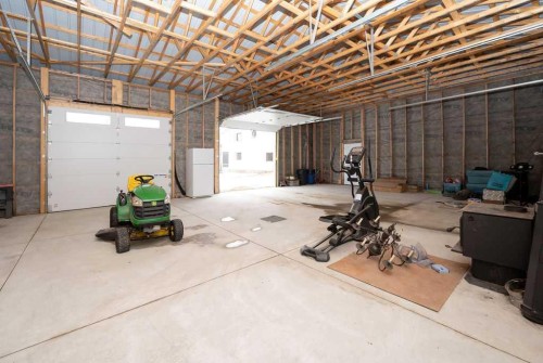 65368 Range Road 165, Rural Lac La Biche County, AB - Indoor Photo Showing Garage