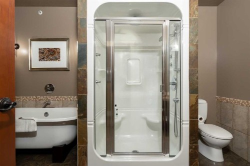 406-187 Kananaskis Way, Canmore, AB - Indoor Photo Showing Bathroom