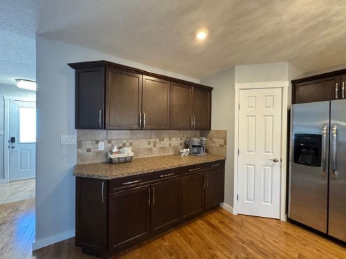 4316 18 Avenue, Edson, AB - Indoor Photo Showing Kitchen