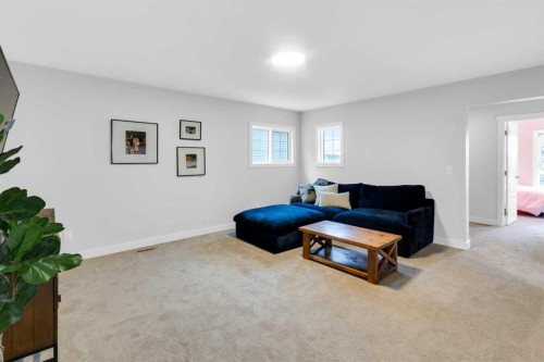 287 Rivercrest Boulevard, Cochrane, AB - Indoor