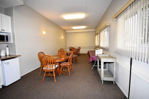 202-777 48 Street, Edson, AB - Indoor