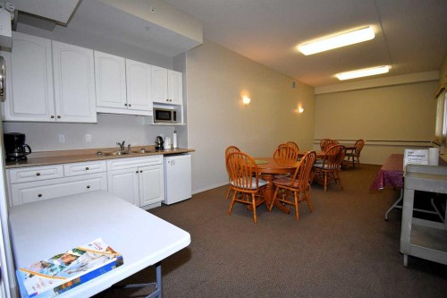 202-777 48 Street, Edson, AB - Indoor