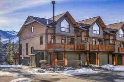 37-137 Wapiti Close  Canmore, AB T1W 3B2