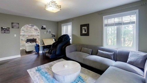 1808 63 Street, Edson, AB - Indoor Photo Showing Living Room