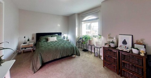 #1-6615 5Th Avenue, Edson, AB - Indoor Photo Showing Bedroom