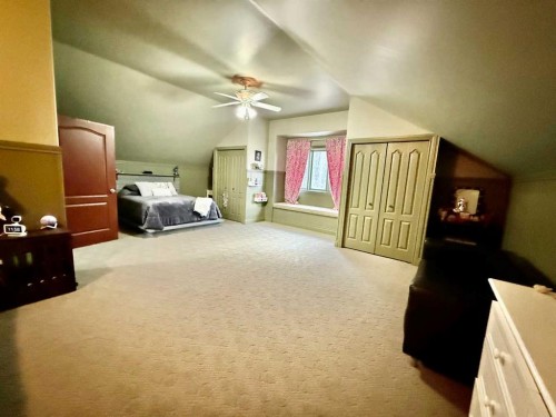 24403 East River Road, Hinton, AB - Indoor