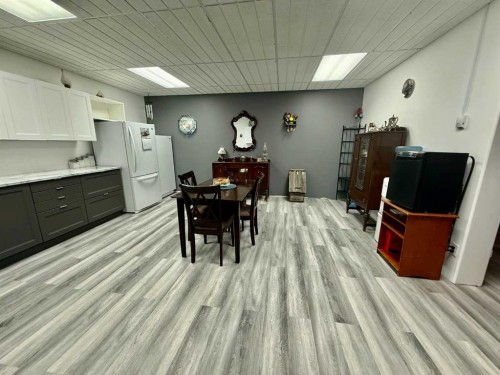 24403 East River Road, Hinton, AB - Indoor