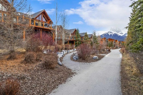 7 Creekside Mews, Canmore, AB - Outdoor