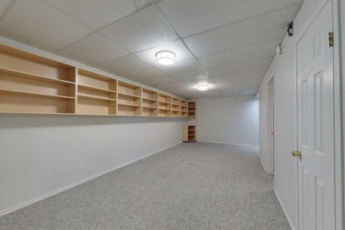 909 5 Avenue Se, Slave Lake, AB - Indoor Photo Showing Other Room