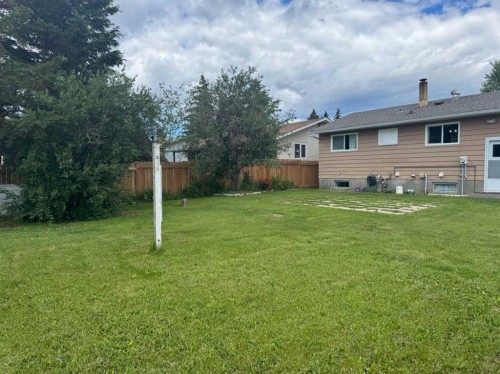 909 5 Avenue Se, Slave Lake, AB - Outdoor
